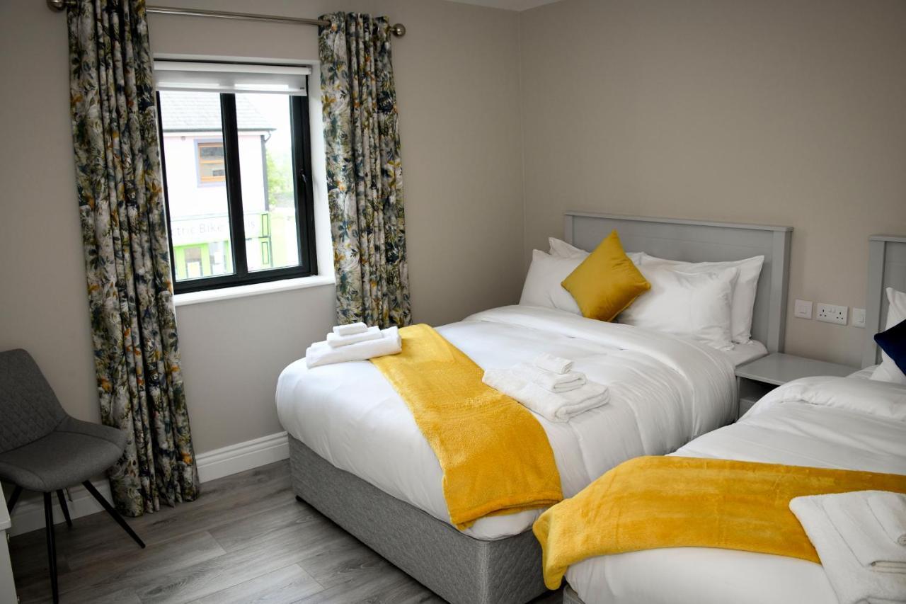 The Leitrim Inn And Blueway Lodge County Leitrim Exterior foto